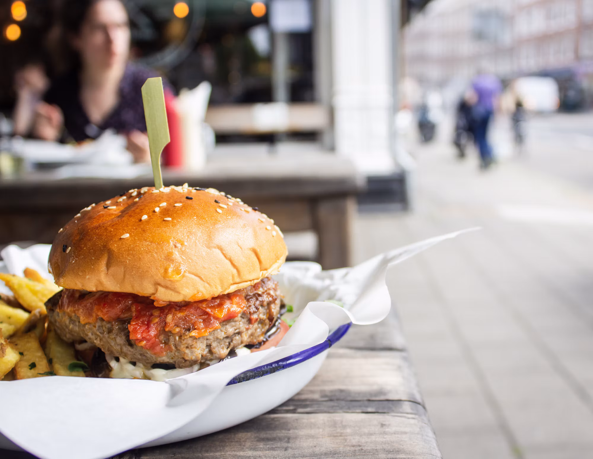 Exploring the World of Gourmet Burgers